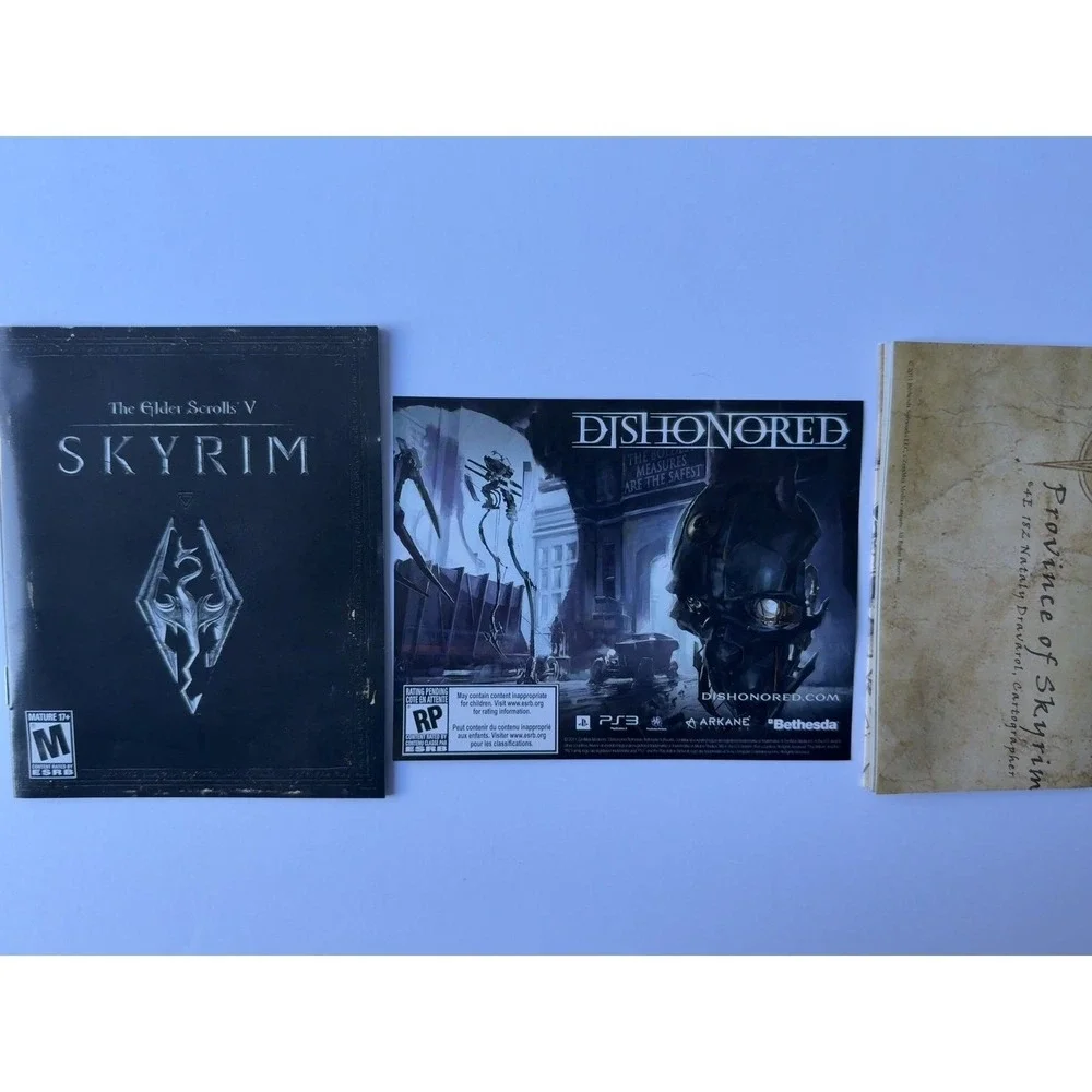 The Elder Scrolls V: Skyrim (Sony PlayStation 3)‎ Complete CIB W/ Map & Manual